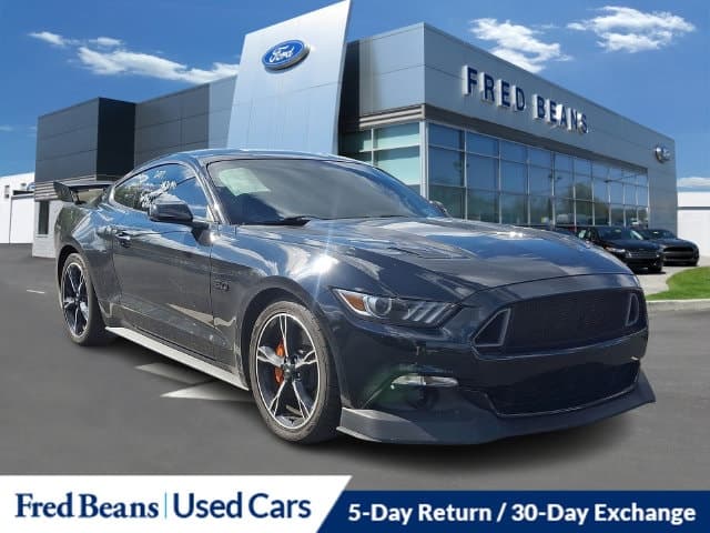 2017 Ford Mustang GT Premium — photo 1 of 16