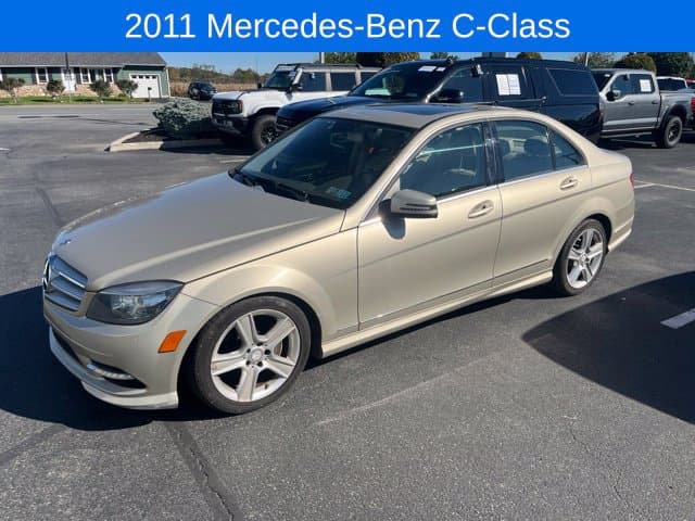 2011 Mercedes-Benz C-Class C 300 Sport — photo 1 of 8