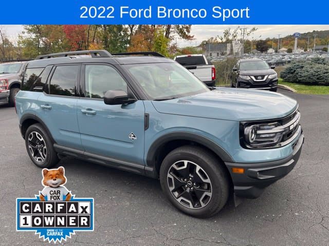 2022 Ford Bronco Sport Outer Banks — photo 1 of 10