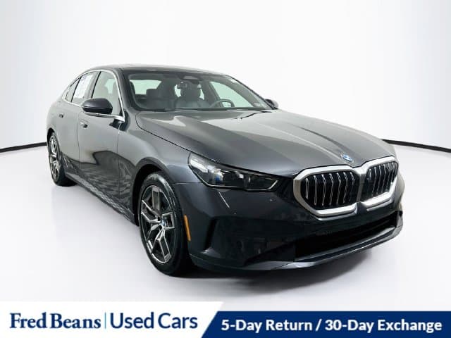 2026 BMW 5 Series 530i xDrive — photo 1 of 39