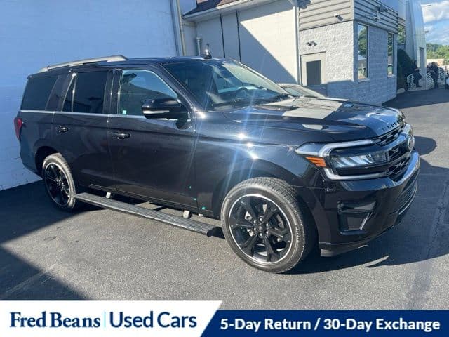 2022 Ford Expedition Limited — photo 1 of 14