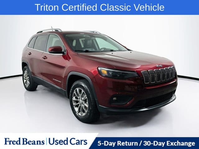 2019 Jeep Cherokee Latitude Plus — photo 1 of 38