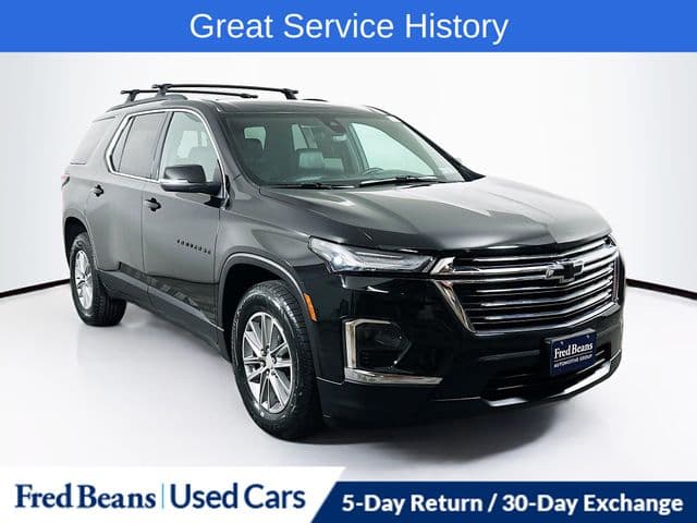 2023 Chevrolet Traverse LT Leather — photo 1 of 39