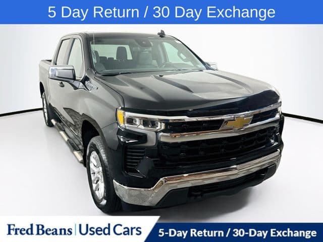 2024 Chevrolet Silverado 1500 LT — photo 1 of 38