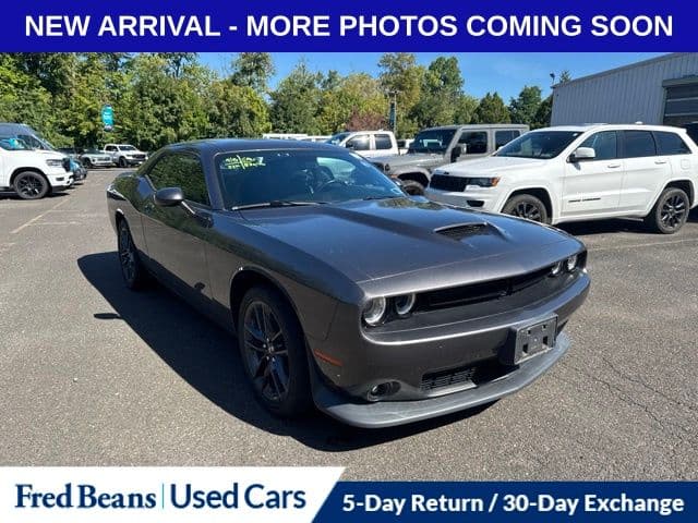 2022 Dodge Challenger GT — photo 1 of 12
