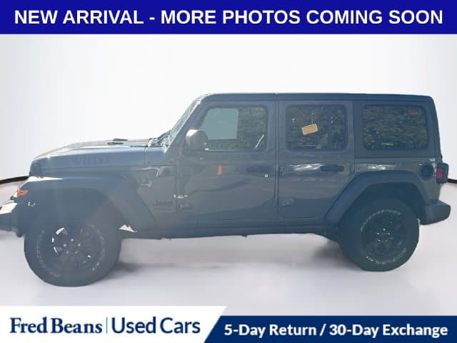 2020 Jeep Wrangler Sport — photo 1 of 10