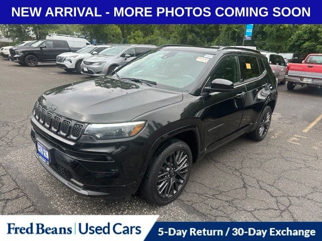 2023 Jeep Compass Limited — photo 1 of 13