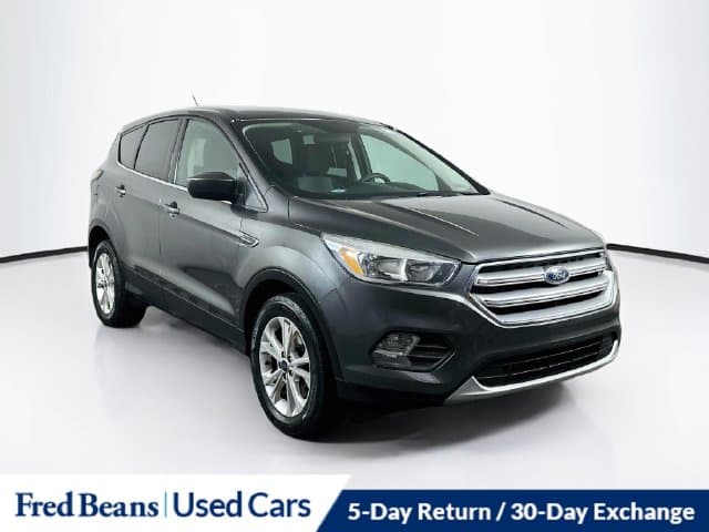 2017 Ford Escape SE — photo 1 of 36