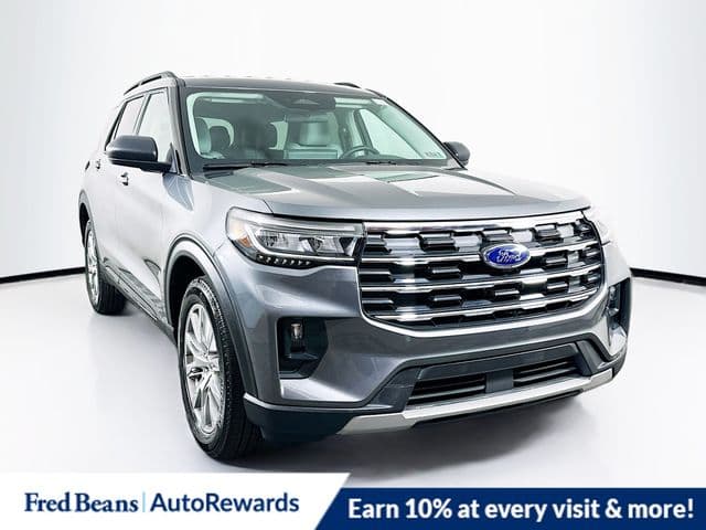 2026 Ford Explorer Active — photo 1 of 65