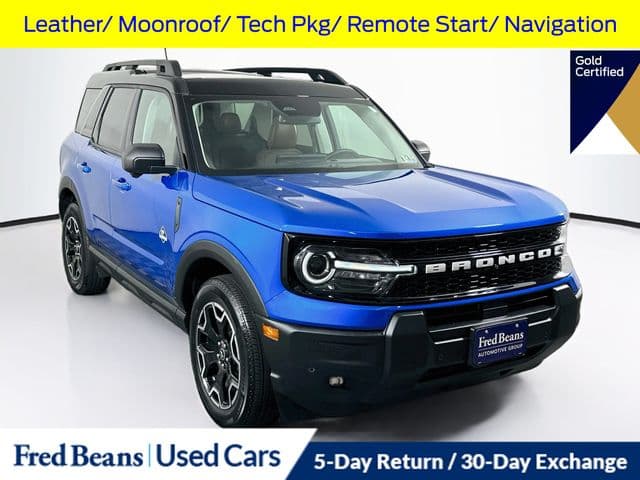 2025 Ford Bronco Sport Outer Banks — photo 1 of 41