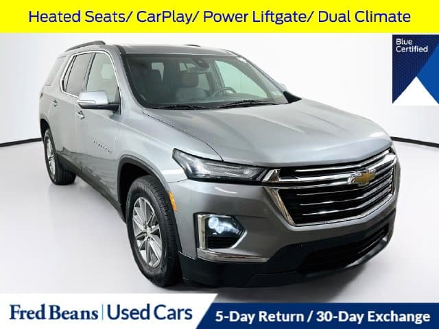 2023 Chevrolet Traverse Base — photo 1 of 38