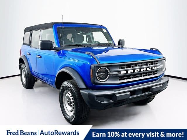 2025 Ford Bronco Base — photo 1 of 67