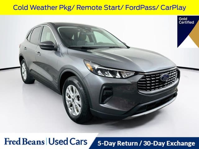 2023 Ford Escape Active — photo 1 of 36