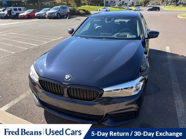 2019 BMW 5 Series 530i xDrive — photo 1 of 37