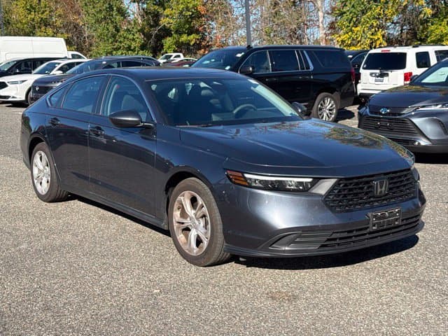 2025 Honda Accord Sedan LX — photo 1 of 15