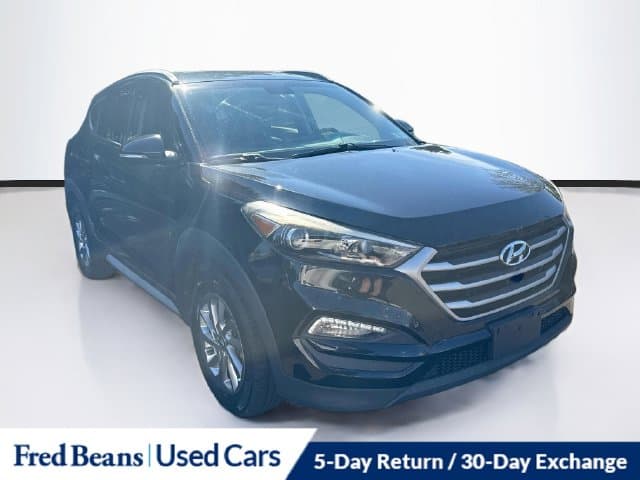 2017 Hyundai Tucson SE Plus — photo 1 of 39