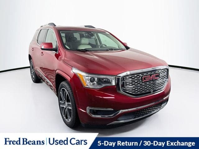 2019 GMC Acadia Denali — photo 1 of 44