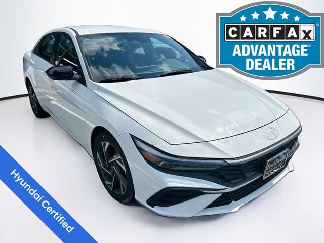 2025 Hyundai Elantra SEL Sport — photo 1 of 12