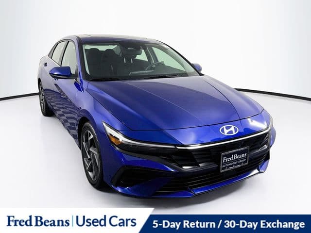2024 Hyundai Elantra SEL — photo 1 of 42