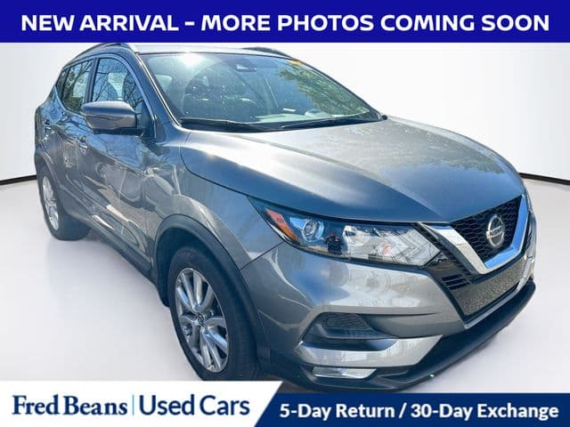 2021 Nissan Rogue Sport SV — photo 1 of 12