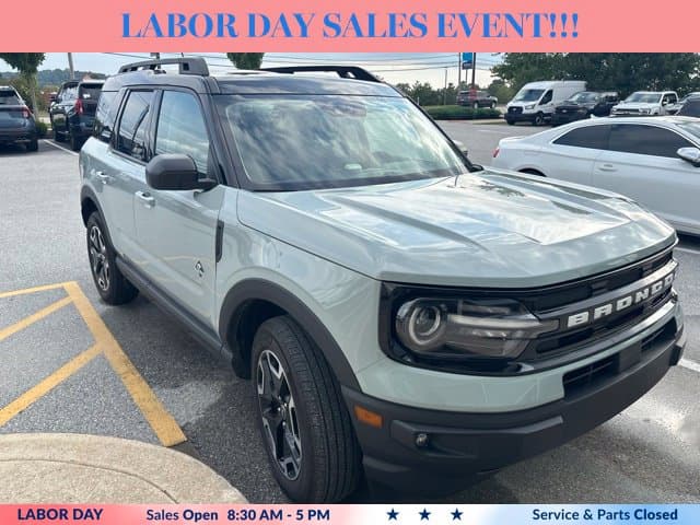 2024 Ford Bronco Sport Outer Banks — photo 1 of 13