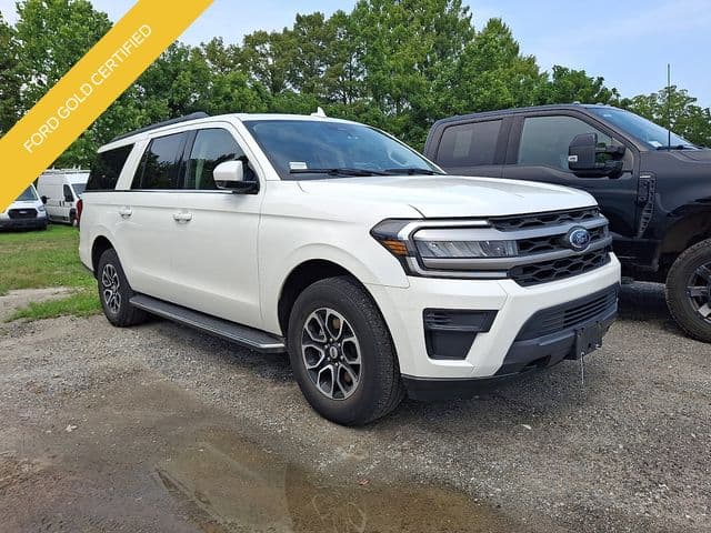 2023 Ford Expedition Max XLT — photo 1 of 12