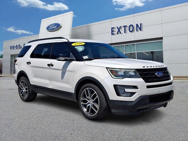 2016 Ford Explorer Sport — photo 1 of 31