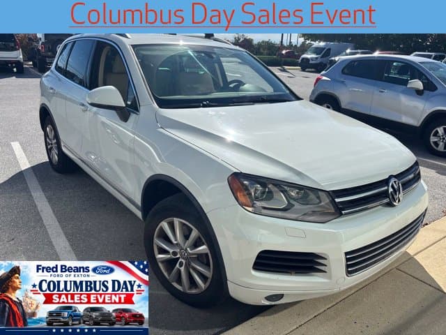 2013 Volkswagen Touareg Base — photo 1 of 13
