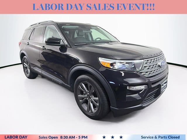 2023 Ford Explorer XLT — photo 1 of 35