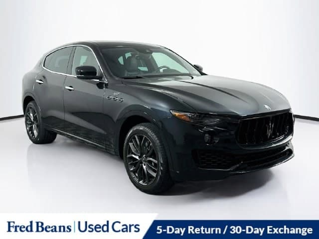 2024 Maserati Levante Base — photo 1 of 39