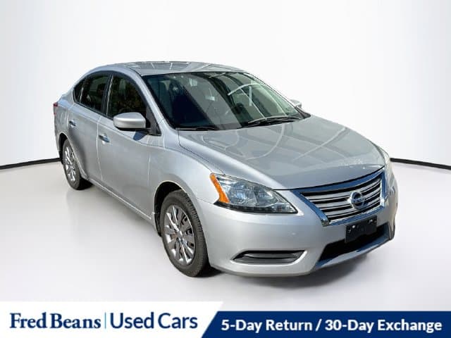 2015 Nissan Sentra SV — photo 1 of 37