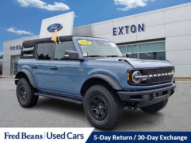 2024 Ford Bronco Wildtrak — photo 1 of 37