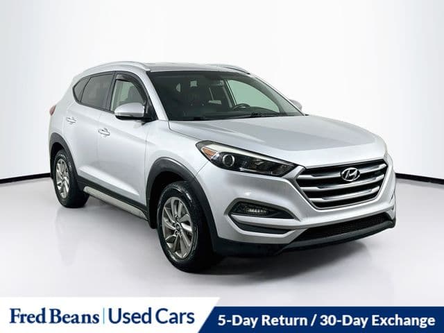 2017 Hyundai Tucson SE Plus — photo 1 of 40