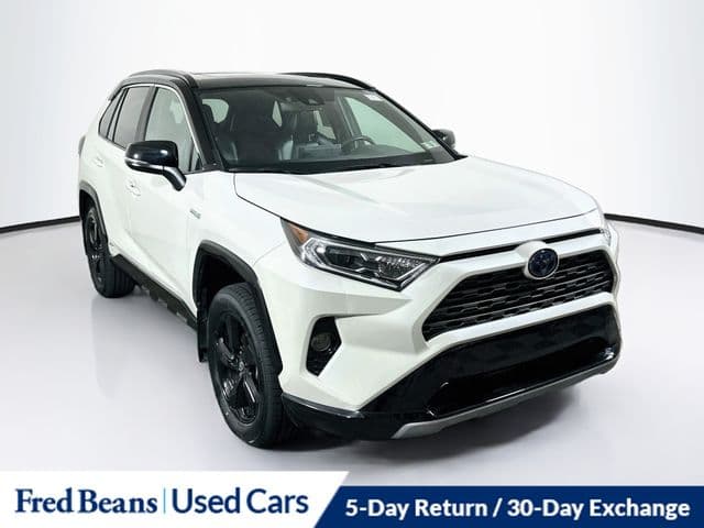 2021 Toyota RAV4 Hybrid XSE — photo 1 of 39