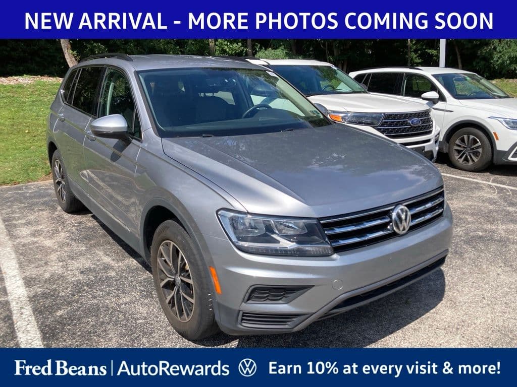 2021 Volkswagen Tiguan SE — photo 1 of 12
