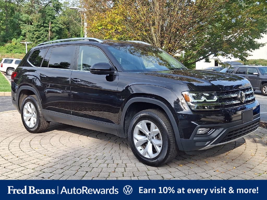 2019 Volkswagen Atlas Base — photo 1 of 37