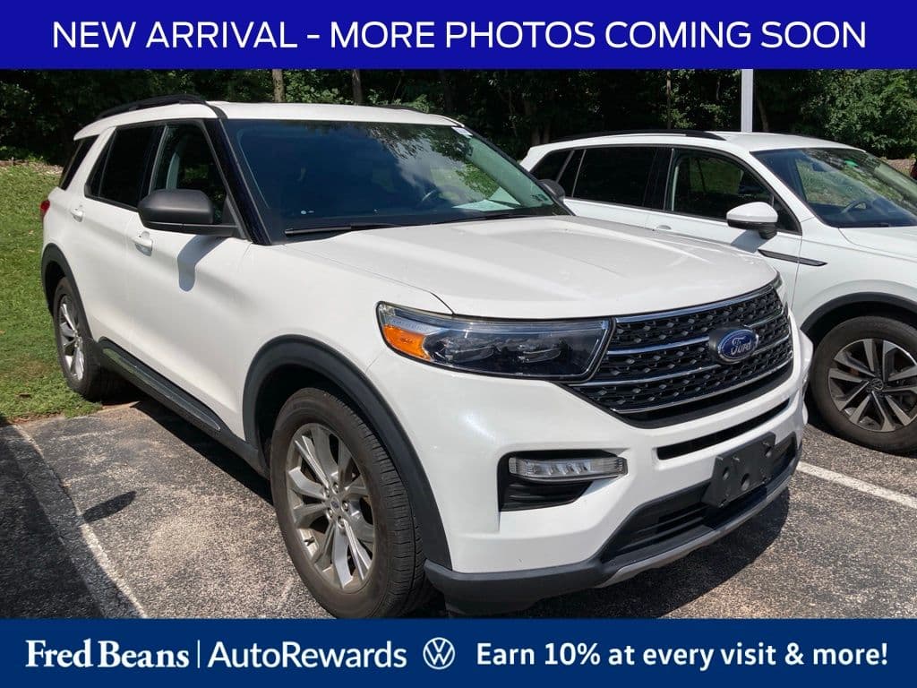 2022 Ford Explorer XLT — photo 1 of 15