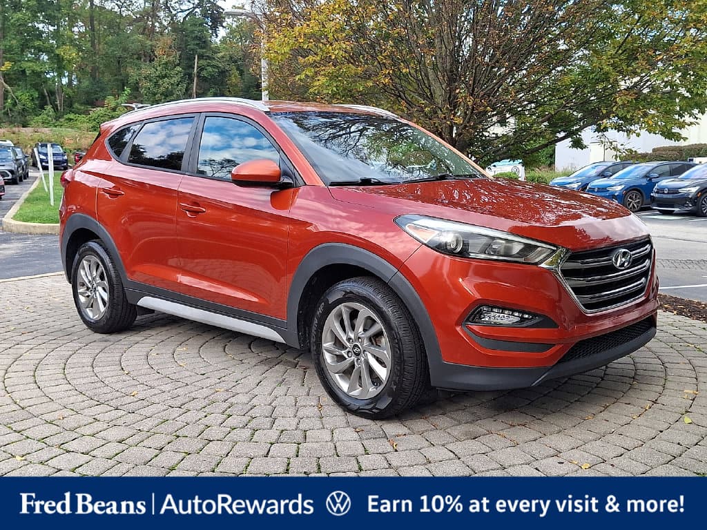 2017 Hyundai Tucson SE — photo 1 of 36