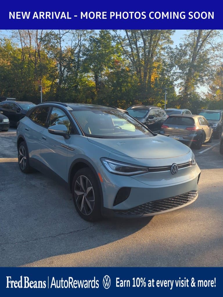 2025 Volkswagen ID.4 Pro S — photo 1 of 15
