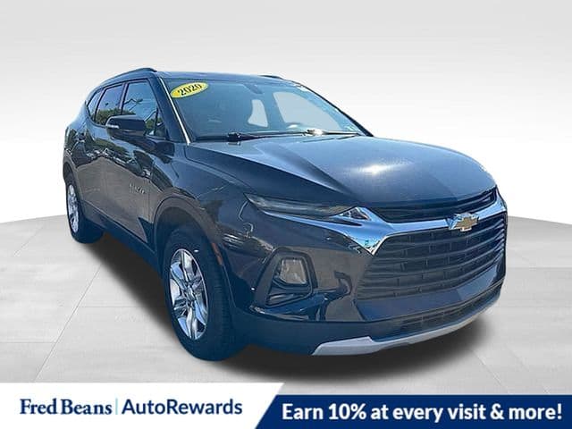 2020 Chevrolet Blazer LT — photo 1 of 39