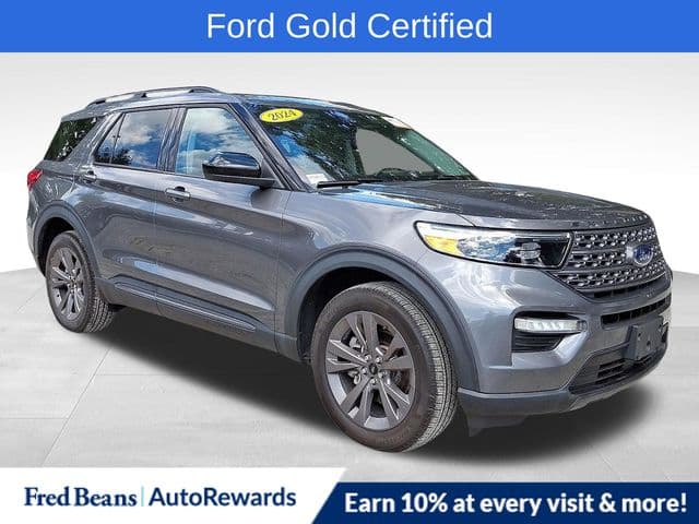 2024 Ford Explorer XLT — photo 1 of 38