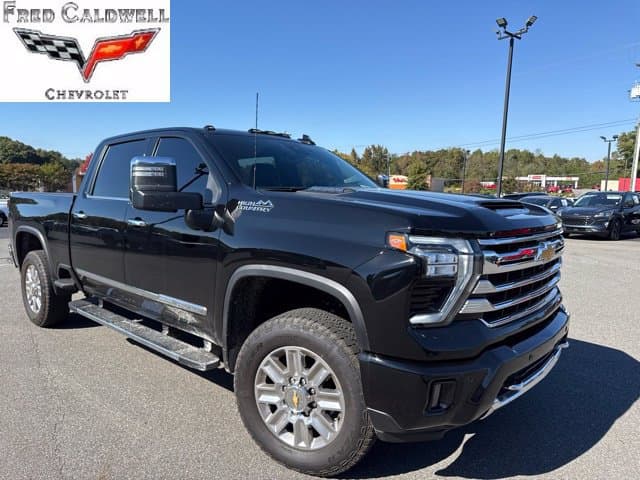 2025 Chevrolet Silverado 2500HD High Country — photo 1 of 17