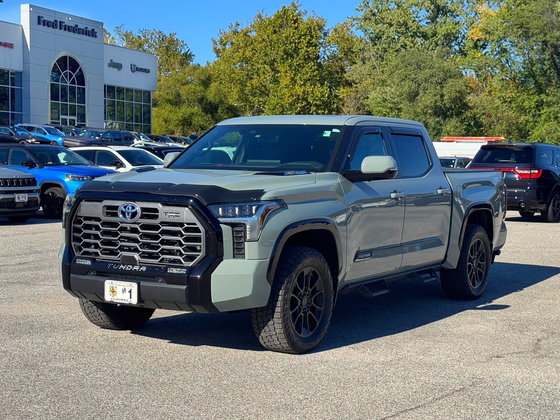 2024 Toyota Tundra 4WD Platinum Hybrid — photo 1 of 36