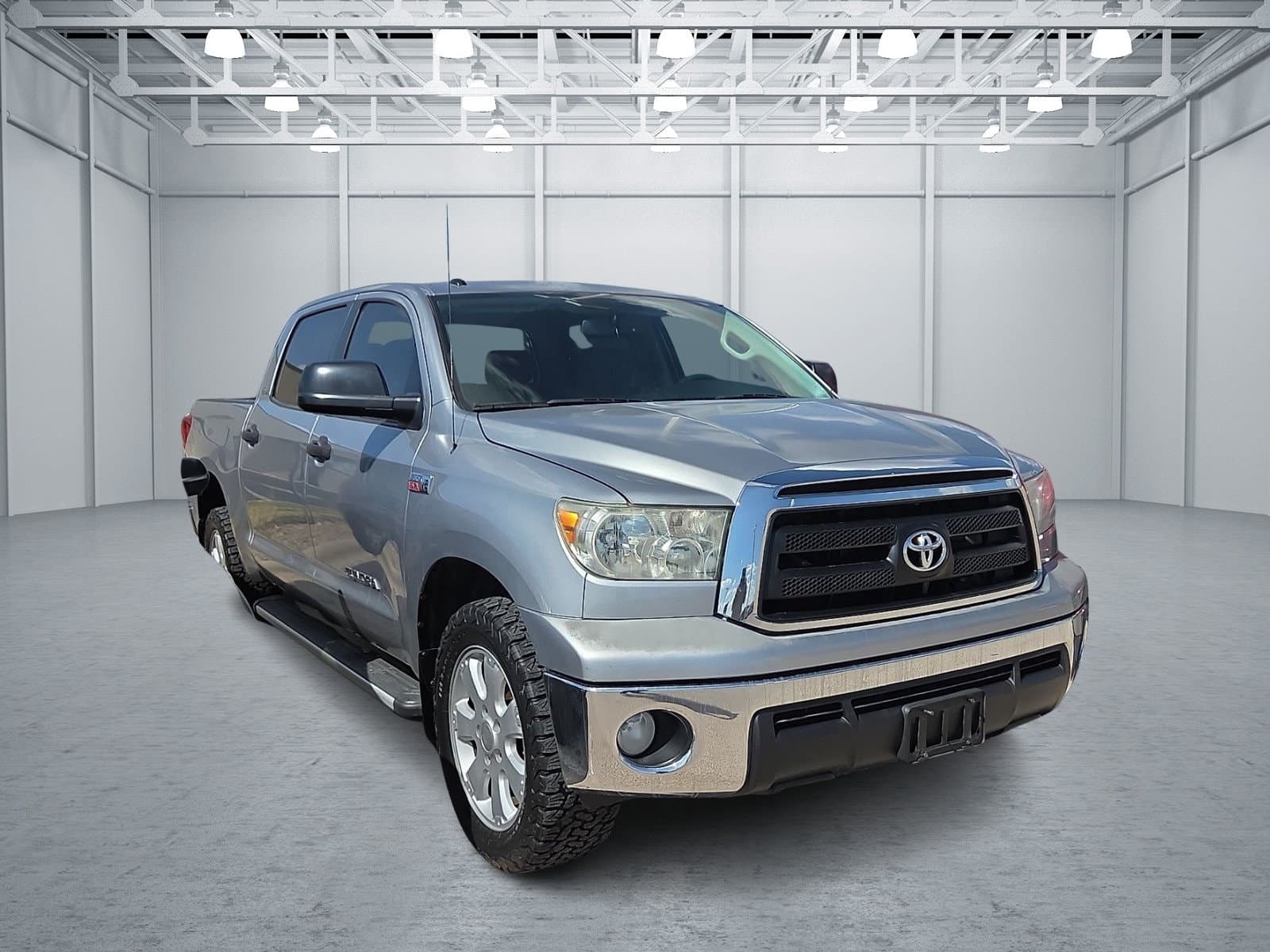 2011 Toyota Tundra 2WD Truck Base — photo 1 of 3