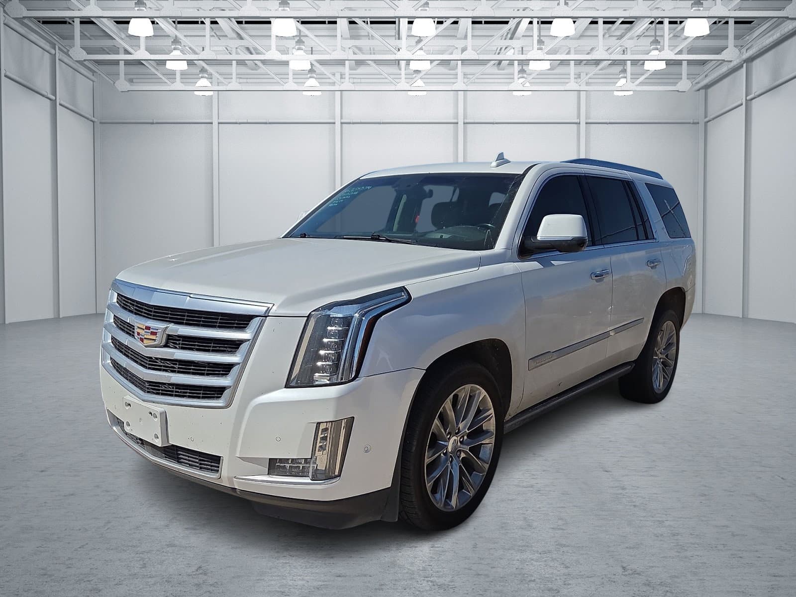 2019 Cadillac Escalade Premium Luxury — photo 1 of 3