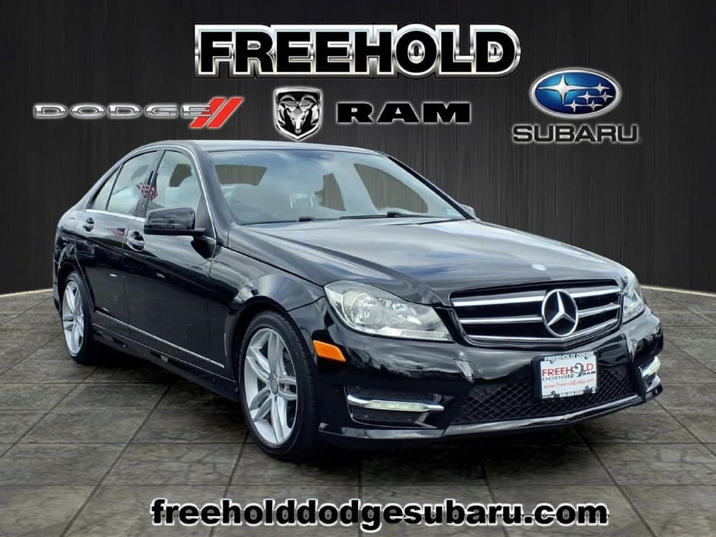 2014 Mercedes-Benz C-Class C 300 Luxury — photo 1 of 21