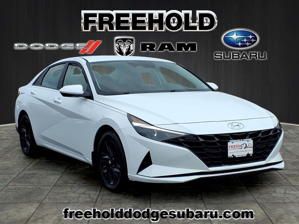 2023 Hyundai Elantra Hybrid Blue — photo 1 of 21