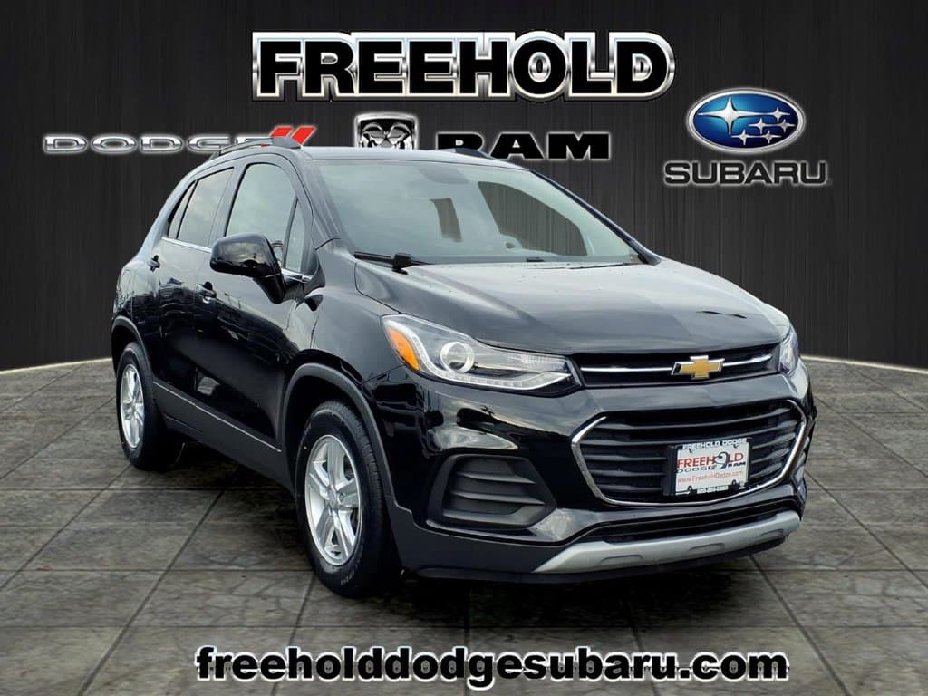 2019 Chevrolet Trax LT — photo 1 of 20