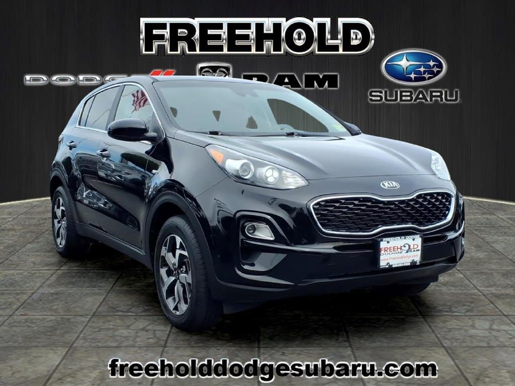 2022 Kia Sportage LX — photo 1 of 21