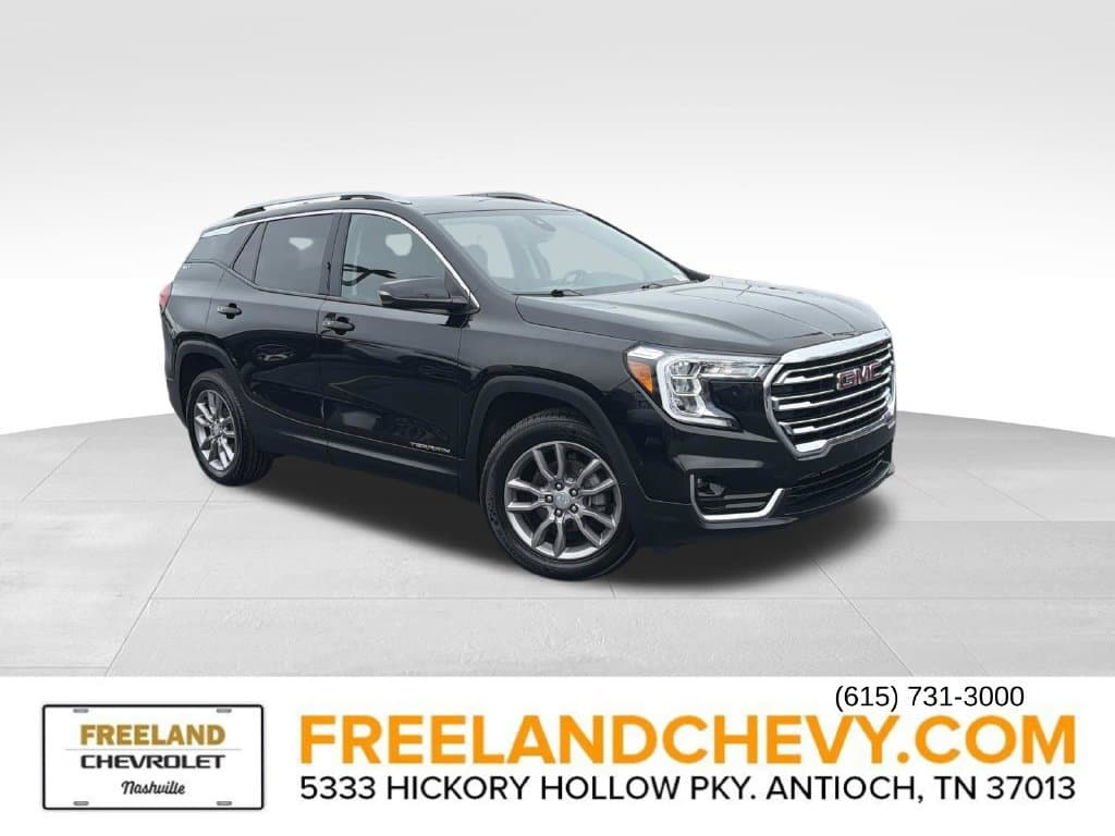 2024 GMC Terrain SLT — photo 1 of 35